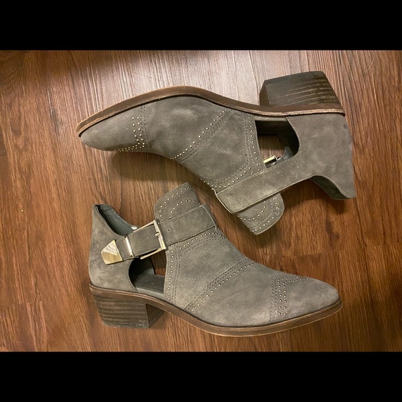 Vince Camuto Raina bootie - Picture 6 of 7